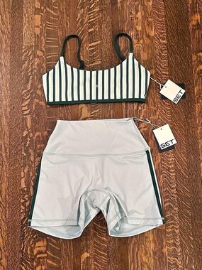 SET Active Bra and Shorts in Ibiza